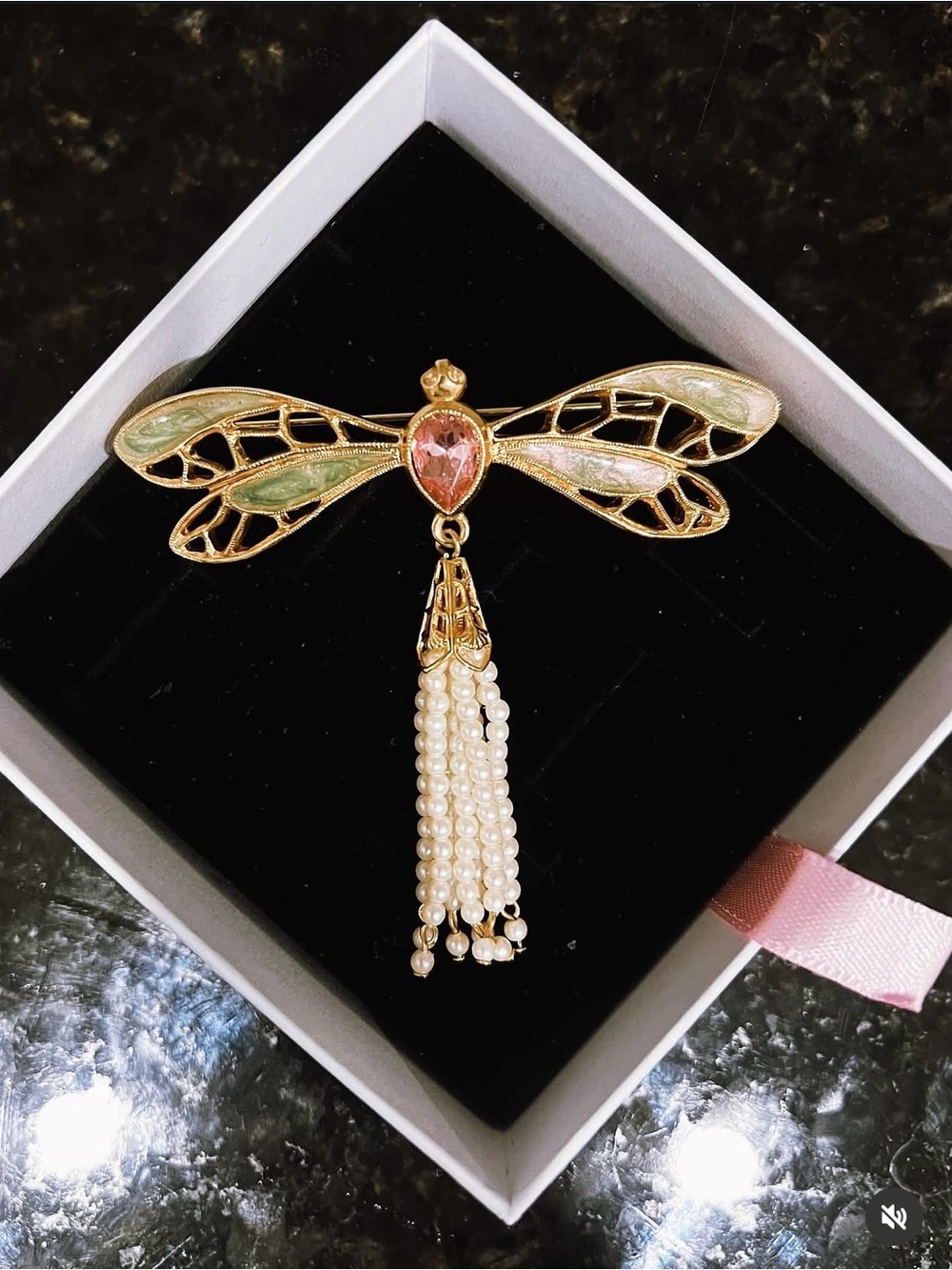 Vintage Avon Gold-Tone Dragonfly Brooch Pink
Rhinestone Enamel & Pearl Tassel